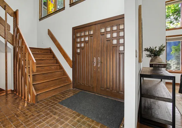 Photo 4 of Single family home for sale at 2145 Ridge Ave, Ann Arbor, MI 48104 | MLS# 81026048573 | Listing updated on 2026-09-18