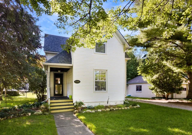 Photo 1 of Sale Pending at 508 Pine St, Elk Rapids, MI 49629 | MLS# 78080073463 | Listing updated on 2026-09-17