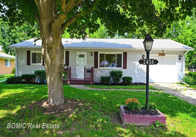 Single family home for sale at 2450 Yellowstone St, Saginaw, MI 48603 | MLS# 61050221571