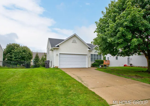 Photo 1 of Single family home for sale at 2888 Riley Ridge Ave, Holland, MI 49424 | MLS# 71026048581 | Listing updated on 2026-09-15