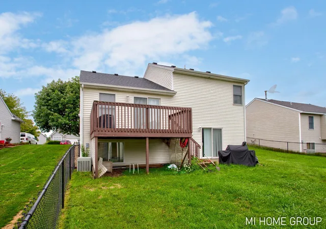 Photo 4 of Single family home for sale at 2888 Riley Ridge Ave, Holland, MI 49424 | MLS# 71026048581 | Listing updated on 2026-09-15