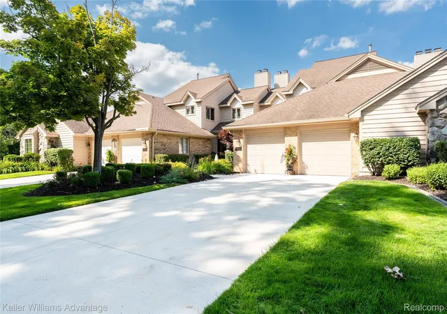 Photo 3 of Condo for sale at 18048 Blue Heron Dr W, Northville, MI 48168 | MLS# 20261073624 | Listing updated on 2026-09-12