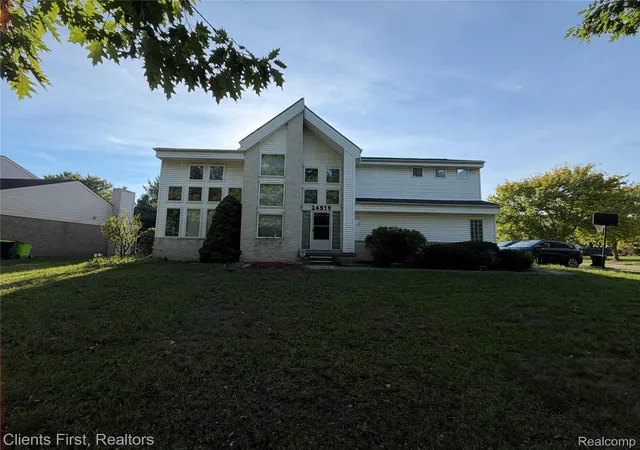 Photo 2 of Single family home for sale at 24519 Willowbrook, Novi, MI 48375 | MLS# 20261073623 | Listing updated on 2026-10-12