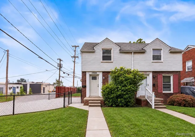 Photo 1 of Single family home for sale at 1886 15th Street, Wyandotte, MI 48192 | MLS# 20261073629 | Listing updated on 2026-10-10