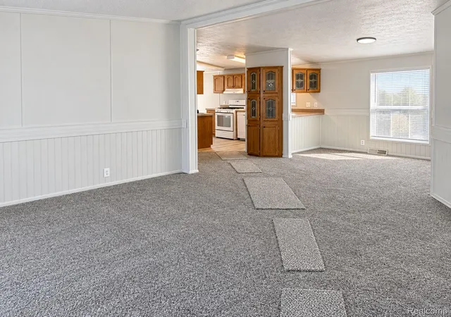 Photo 2 of Single family home for sale at 29 Brookfield, Swartz Creek, MI 48473 | MLS# 20261073639 | Listing updated on 2026-10-06