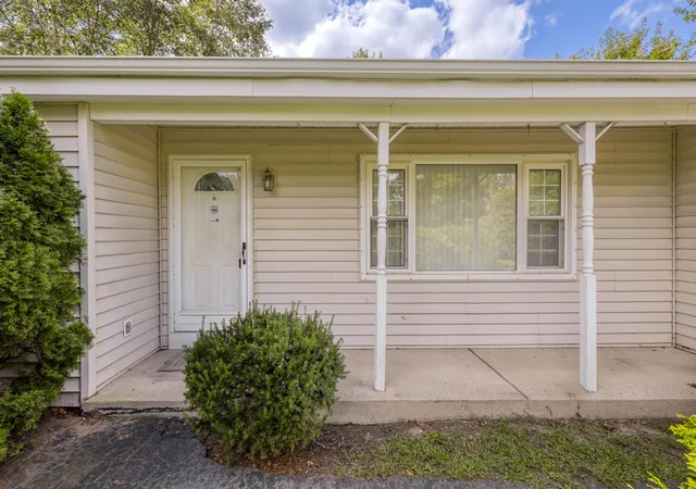 Photo 3 of Single family home for sale at 20300 Inkster Rd, Romulus, MI 48174 | MLS# 81026048601 | Listing updated on 2026-09-15