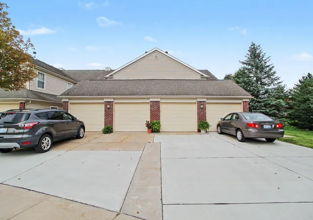 Photo 24 of Condo for sale at 301 Victoria Dr, Dexter, MI 48130 | MLS# 66026048603 | Listing updated on 2026-09-12