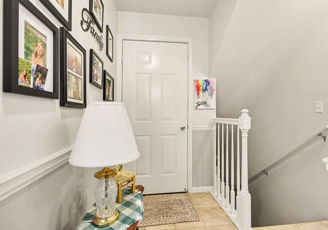 Listing Photo 3 - Condo for sale in building located at 301 Victoria Dr, Dexter, MI 48130