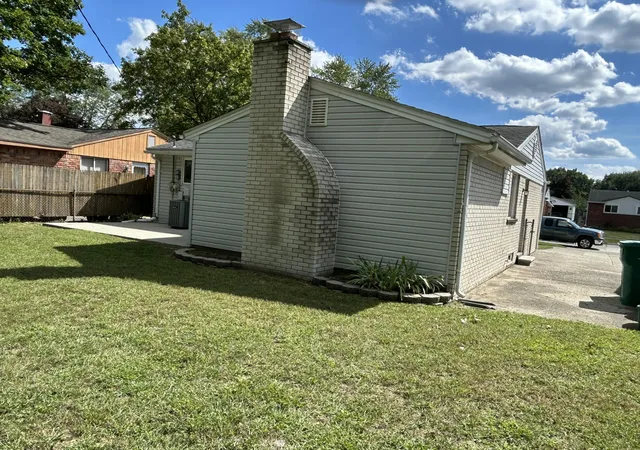 Photo 3 of Single family home for sale at 38040 Castle Dr, Romulus, MI 48174 | MLS# 81026048607 | Listing updated on 2026-09-12