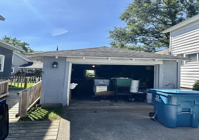 Photo 3 of Single family home for sale at 313 3rd Street, Manistee, MI 49660 | MLS# 67026048609 | Listing updated on 2026-09-14
