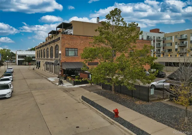 Photo 2 of Condo for sale at 78 Watson St #3, Detroit, MI 48201 | MLS# 20261073655 | Listing updated on 2026-10-11