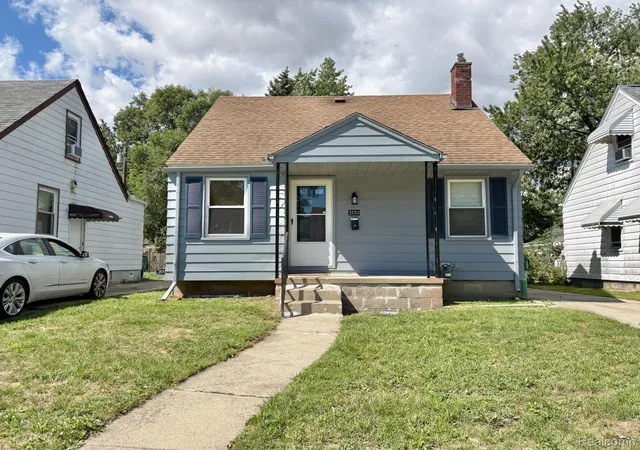 Photo 2 of Single family home for sale at 21311 Beechwood Ave, Eastpointe, MI 48021 | MLS# 20261073723 | Listing updated on 2026-10-04