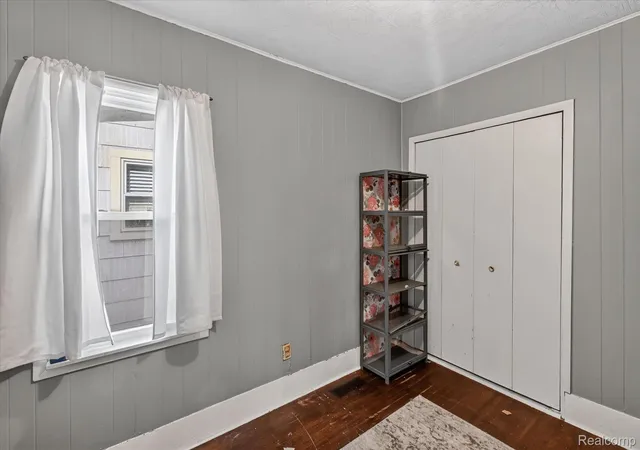 Photo 3 of Single family home for sale at 1737 Kollen St, Saginaw, MI 48602 | MLS# 20261073735 | Listing updated on 2026-10-26