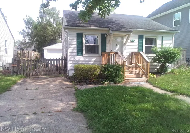 Photo 1 of Sale Pending at 4048 Buckingham Ave, Berkley, MI 48072 | MLS# 20261073736 | Listing updated on 2026-10-19