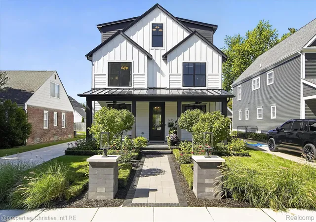 Photo 3 of Mansion for sale at 1470 Washington Blvd, Birmingham, MI 48009 | MLS# 20261073745 | Listing updated on 2026-10-04