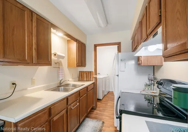 Photo 3 of Condo for sale at 7777 Pontiac Lake Rd, Waterford, MI 48327 | MLS# 20261073770 | Listing updated on 2026-10-20