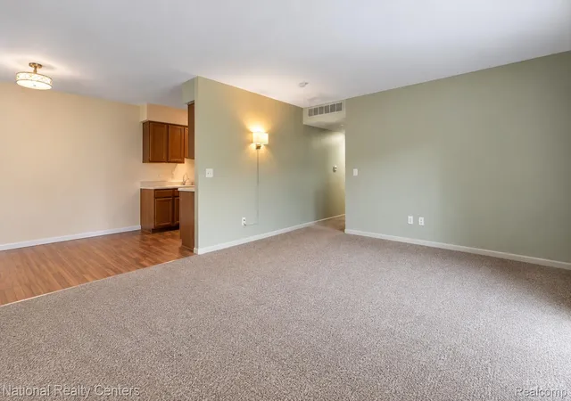 Photo 4 of Condo for sale at 7777 Pontiac Lake Rd, Waterford, MI 48327 | MLS# 20261073770 | Listing updated on 2026-10-20