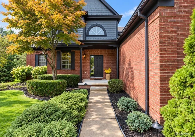 Photo 2 of Single family home for sale at 23123 Shinnecock Dr, South Lyon, MI 48178 | MLS# 20261073800 | Listing updated on 2026-10-11
