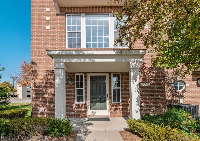 Listing Photo 2 - Condo for sale in building located at 20308 Boardwalk Blvd, Southfield, MI 48075