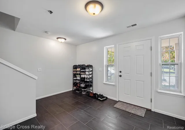 Listing Photo 3 - Condo for sale in building located at 20308 Boardwalk Blvd, Southfield, MI 48075