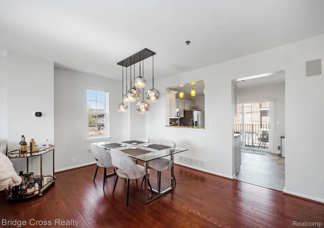 Listing Photo 5 - Condo for sale in building located at 20308 Boardwalk Blvd, Southfield, MI 48075