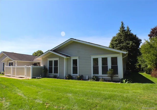 Photo 2 of Condo for sale at 39838 Village Wood Cir, Novi, MI 48375 | MLS# 20261073803 | Listing updated on 2026-10-09