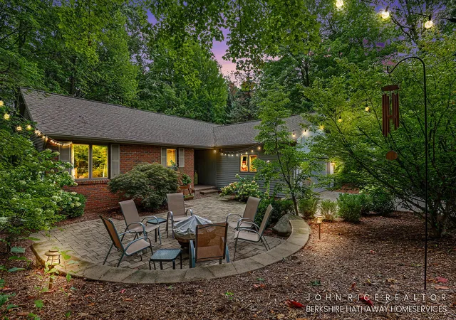 Photo 1 of Sale Pending at 956 Spaulding Ave Se, Ada, MI 49301 | MLS# 65026048725 | Listing updated on 2026-10-08