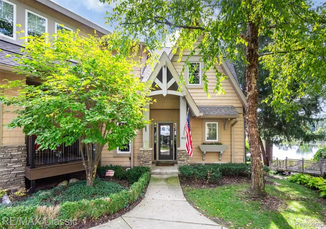 Condo for sale at 462 Pondview Ln, Milford, MI 48381 | MLS# 20261073820