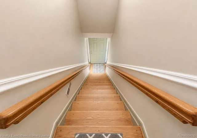 Listing Photo 4 - Condo for sale in building located at 3756 Ramblewood Dr, Port Huron, MI 48060