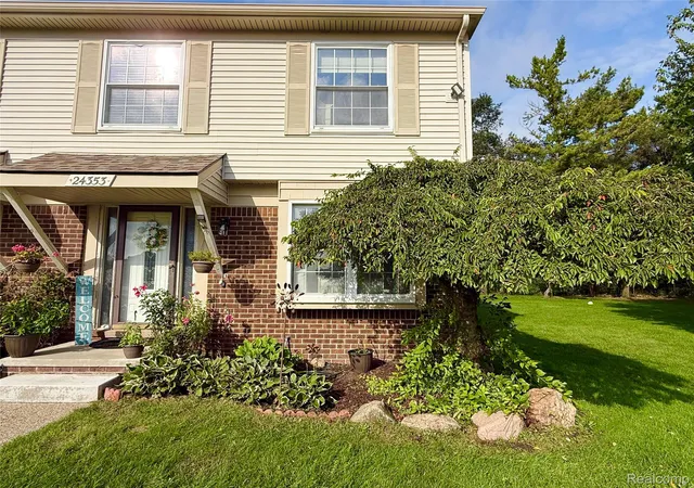 Photo 2 of Condo for sale at 24353 Bashian Dr, Novi, MI 48375 | MLS# 20261073983 | Listing updated on 2026-10-18