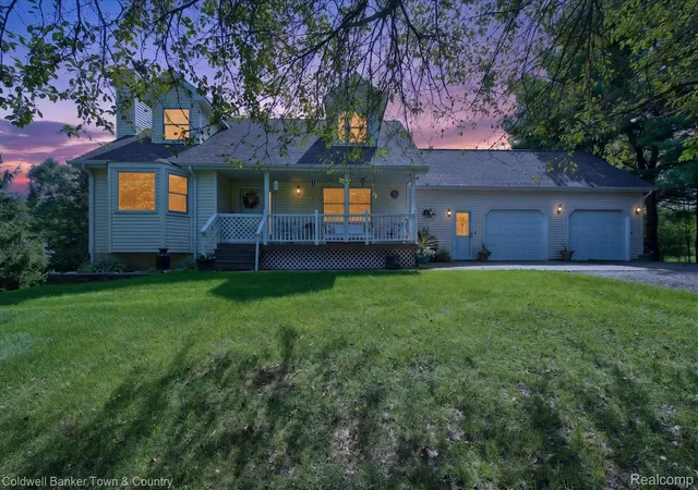 Photo 1 of Sale Pending at 4442 Mcgunn Rd, Howell, MI 48843 | MLS# 20261074000 | Listing updated on 2026-10-04