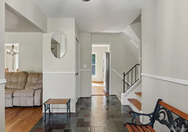 Photo 4 of Single family home for sale at 20961 Concord St, Southfield, MI 48076 | MLS# 20261074028 | Listing updated on 2026-10-18