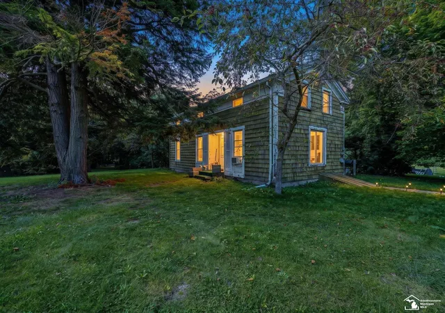 Photo 2 of Single family home for sale at 4680 N Adrian Hwy, Adrian, MI 49221 | MLS# 57050221732 | Listing updated on 2026-10-13
