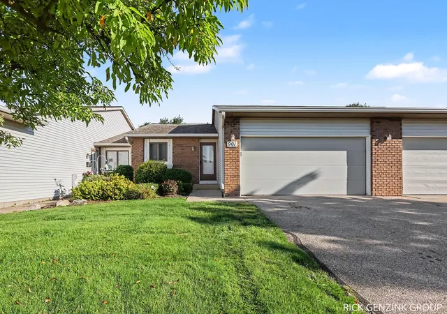Photo 2 of Condo for sale at 901 Creekridge Dr, Holland, MI 49423 | MLS# 71026048853 | Listing updated on 2026-10-20