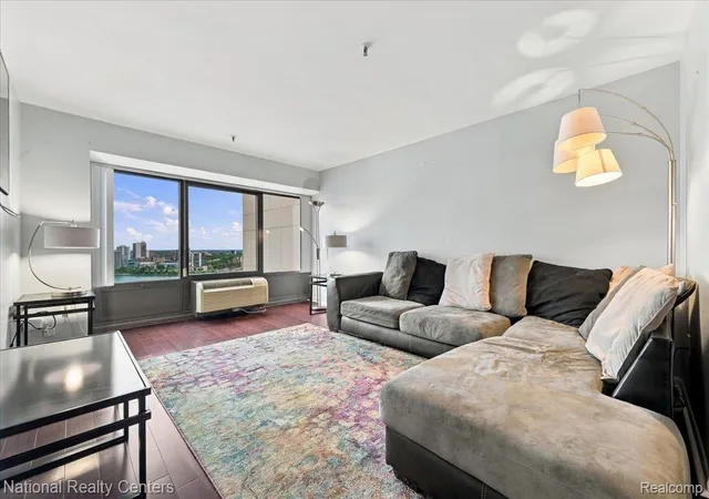 Photo 4 of Condo for sale at 1001 W Jefferson Ave 23f, Detroit, MI 48226 | MLS# 20261074109 | Listing updated on 2026-10-15