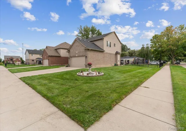 Photo 2 of Single family home for sale at 5504 Caden Ct, Sterling Heights, MI 48310 | MLS# 20261074136 | Listing updated on 2026-10-11