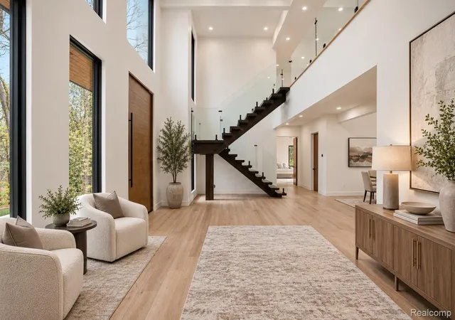 Photo 3 of Mansion for sale at 1715 Lone Pine Rd, Bloomfield Hills, MI 48302 | MLS# 20261074147 | Listing updated on 2026-10-21