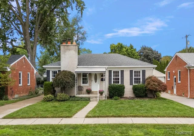 Photo 1 of Sale Pending at 11421 Fairfield St, Livonia, MI 48150 | MLS# 20261074180 | Listing updated on 2026-10-04