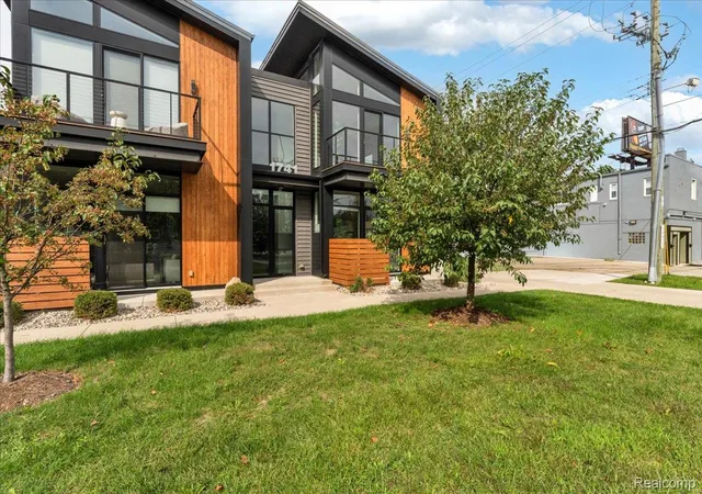 Photo 1 of Sale Pending at 1741 Livernois St #3, Ferndale, MI 48220 | MLS# 20261074205 | Listing updated on 2026-10-17