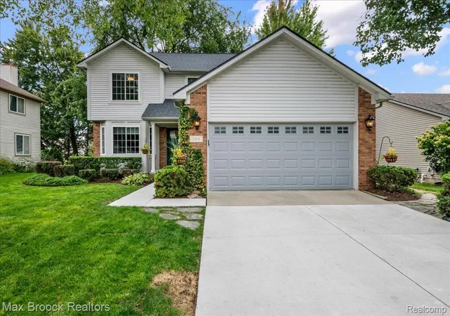 Photo 1 of Single family home for sale at 144 Arthur Dr, Troy, MI 48083 | MLS# 20261074212 | Listing updated on 2026-10-18