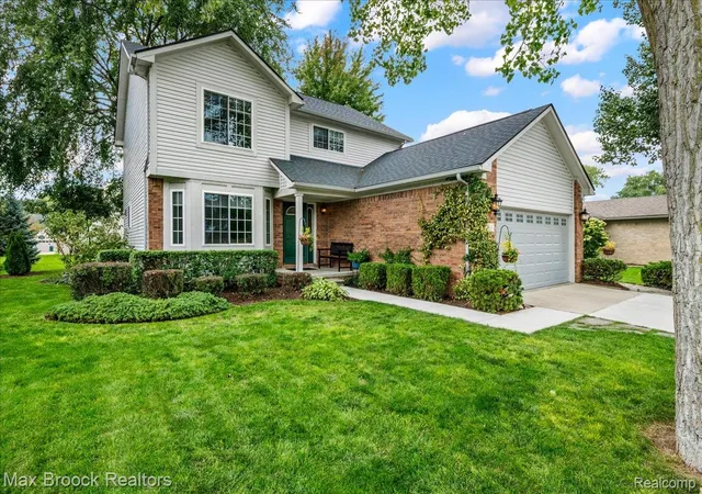 Photo 3 of Single family home for sale at 144 Arthur Dr, Troy, MI 48083 | MLS# 20261074212 | Listing updated on 2026-10-18