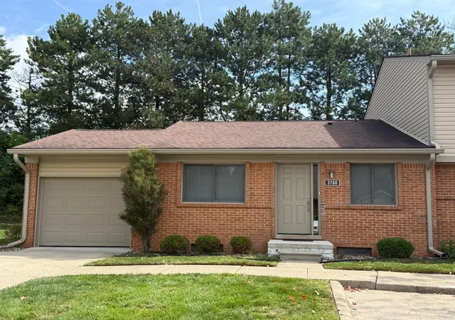 Condo for sale at 3700 Old Crk Rd, Troy, MI 48084 | MLS# 81026048937
