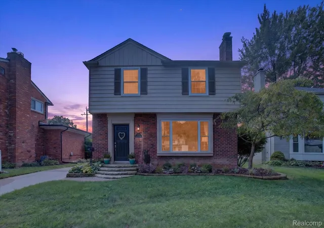 Photo 2 of Single family home for sale at 1037 W Selfridge Blvd, Clawson, MI 48017 | MLS# 20261074267 | Listing updated on 2026-10-10