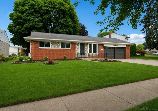 Photo 2 of Single family home for sale at 39420 Millington Dr, Sterling Heights, MI 48313 | MLS# 58050221783 | Listing updated on 2026-10-09