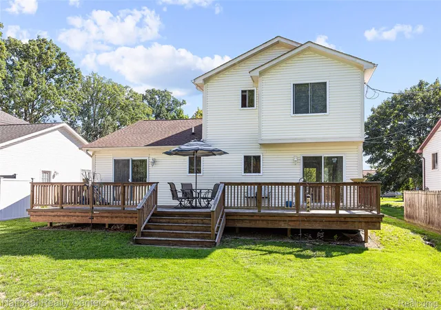 Photo 2 of Single family home for sale at 2414 Harrison Ave, Rochester Hills, MI 48307 | MLS# 20261074287 | Listing updated on 2026-10-20