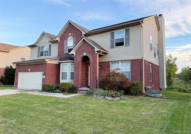 Photo 3 of Single family home for sale at 15584 Timbers Edge Dr, Clinton Township, MI 48035 | MLS# 20261074298 | Listing updated on 2026-10-04