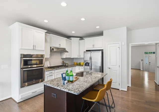 Listing Photo 1 - Condo for sale in building located at 2768 Ashcombe Dr, Ann Arbor, MI 48105