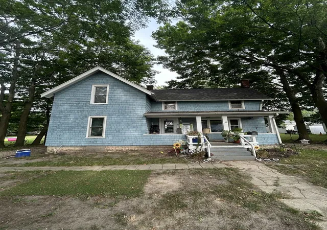 Photo 1 of Single family home for sale at 110 N Grover Ave, Alma, MI 48801 | MLS# 79080073520 | Listing updated on 2026-10-05