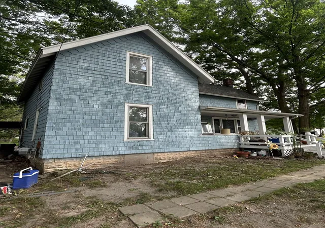 Photo 3 of Single family home for sale at 110 N Grover Ave, Alma, MI 48801 | MLS# 79080073520 | Listing updated on 2026-10-05