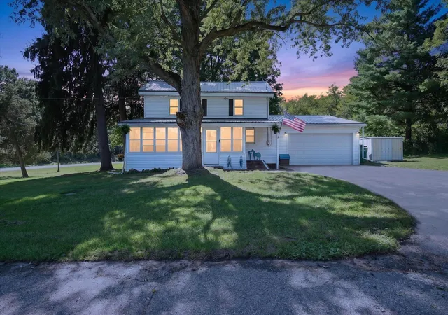 Photo 1 of Single family home for sale at 233 Mcallister Rd, Battle Creek, MI 49014 | MLS# 65026048972 | Listing updated on 2026-10-11